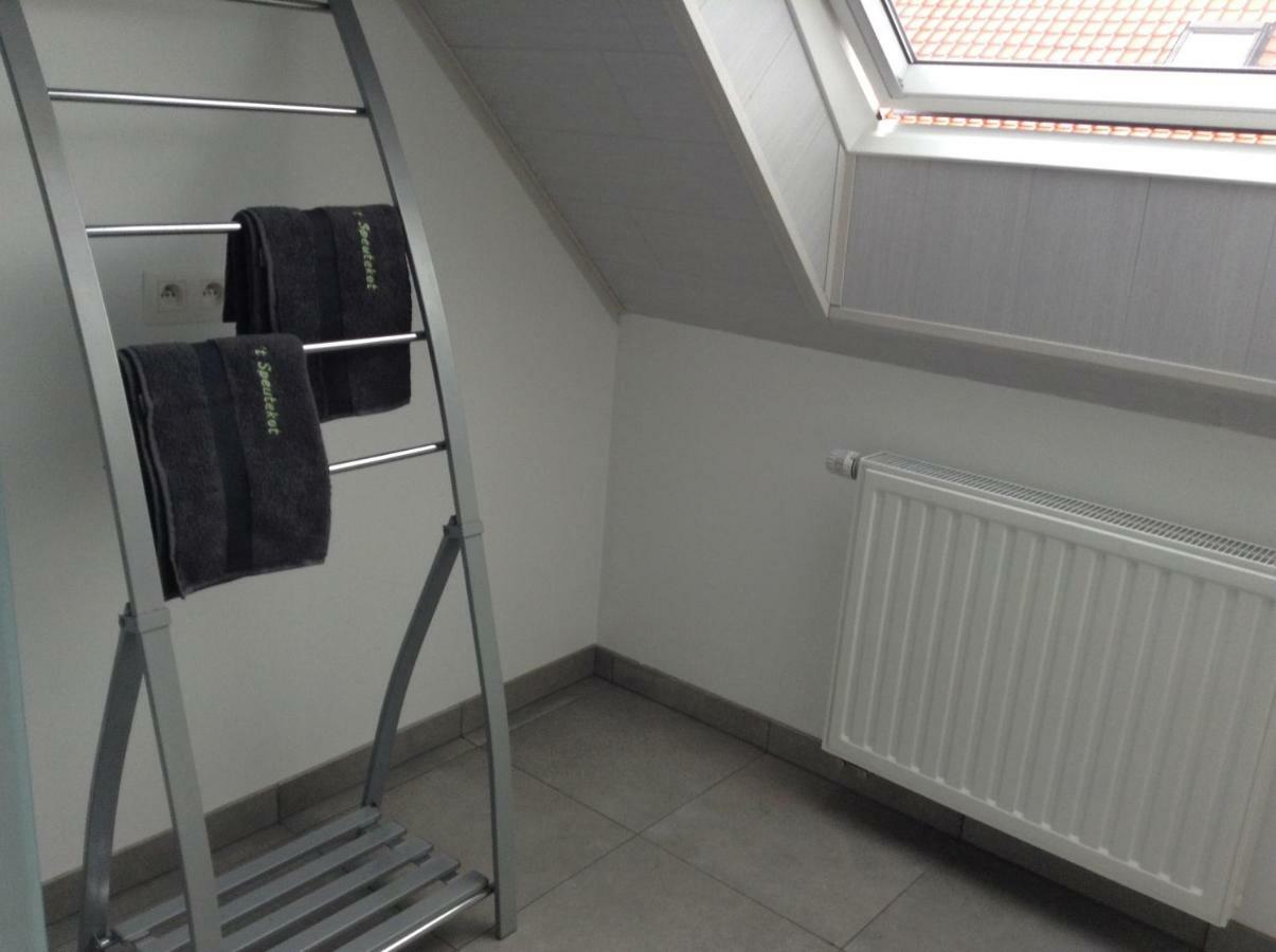 'T Speutekot Apartment Watou Exterior photo